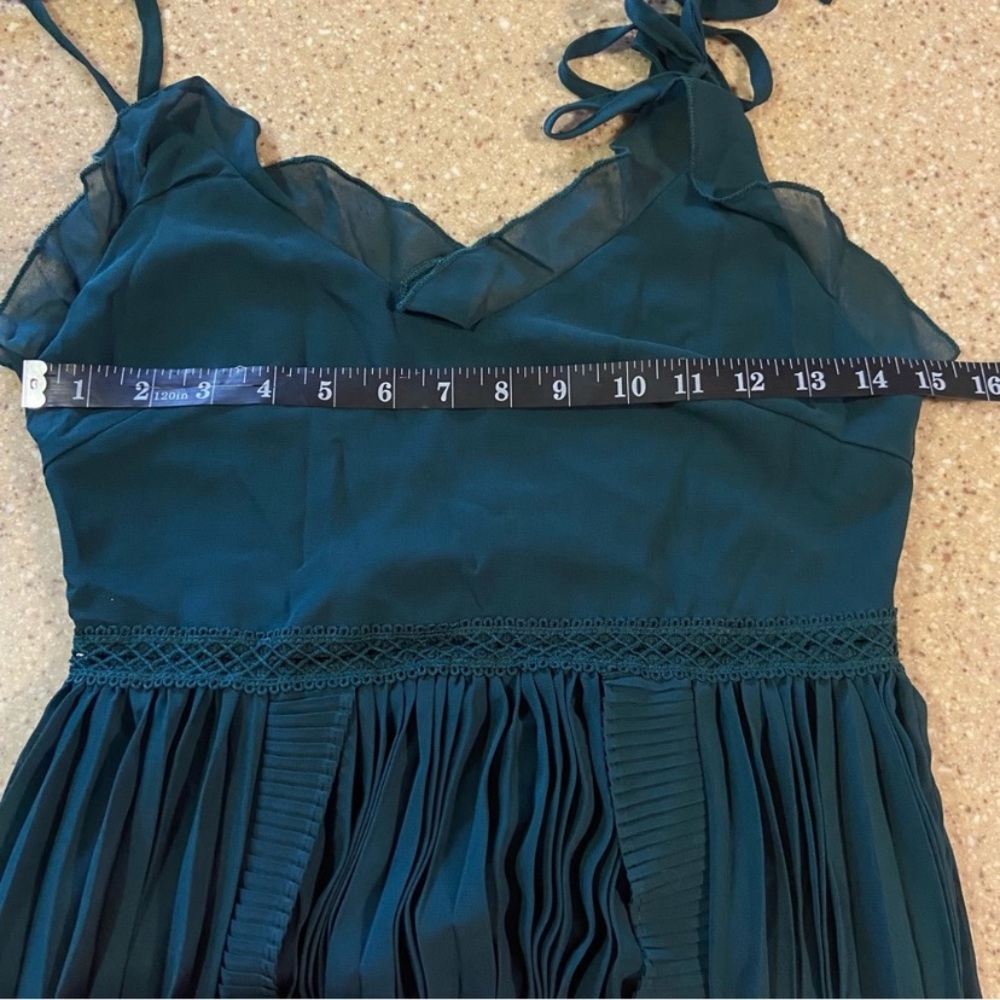 NWOT Lulus Never a Dull Moment Emerald Green Pleated Tie-Strap Midi Dress - Picture 10 of 12